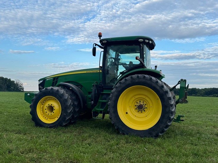 john-deere-8345r-image-3