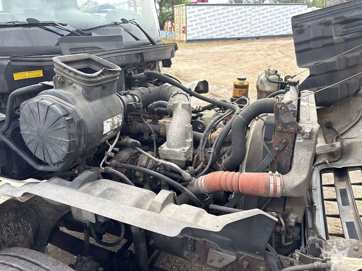 2012-hino-338-image-8