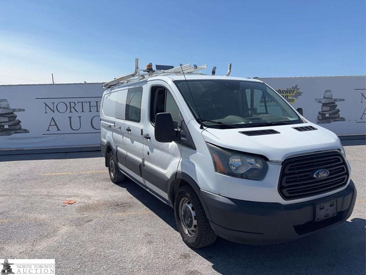 2016-ford-transit-image-3