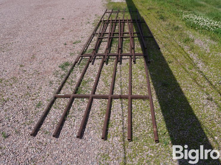 continuous-fence-panels-image-8