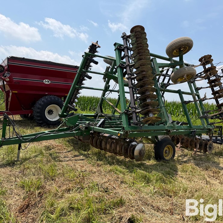 JOHN DEERE 724