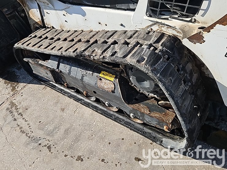2017-bobcat-t595-image-21