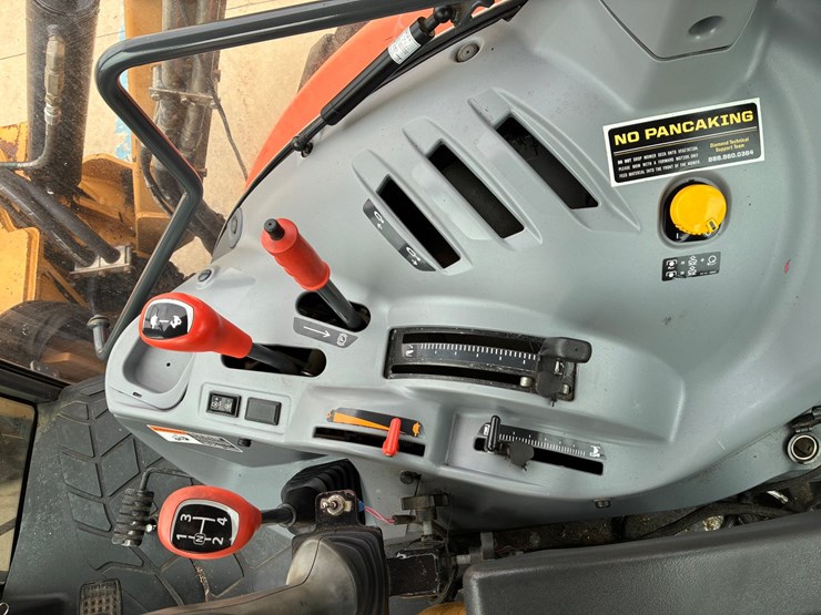kubota-m5-111-image-9