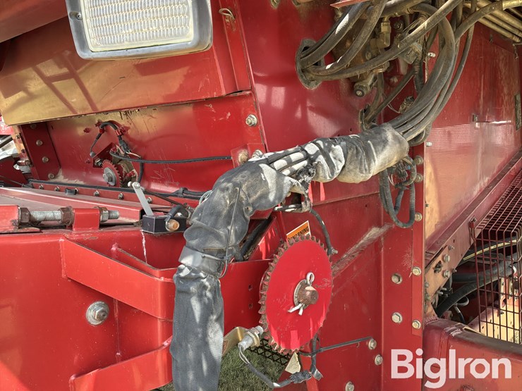 2006-case-ih-2388-image-15