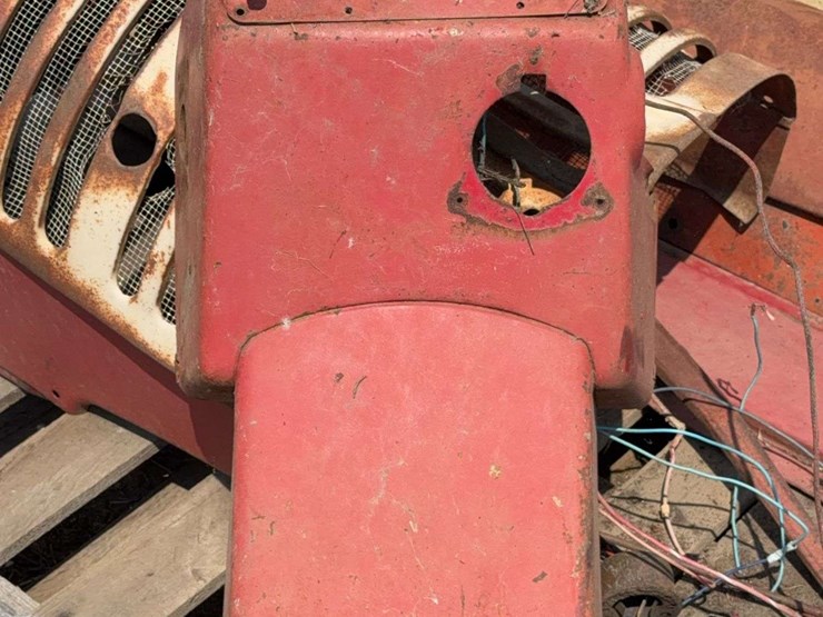 farmall-450-sheet-metal-image-11