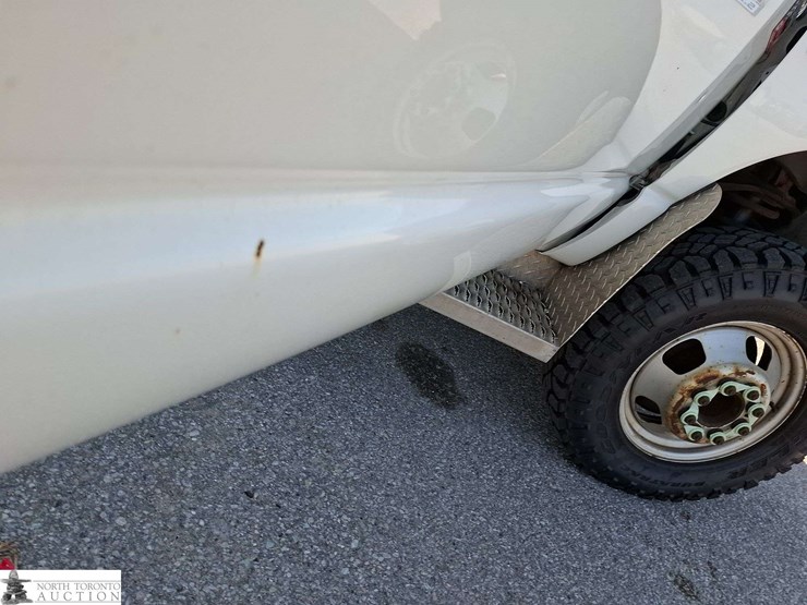 2008-dodge-ram-3500-image-30