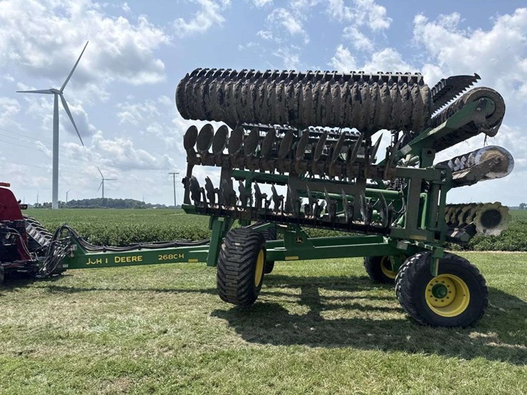 john-deere-2680h-image-2
