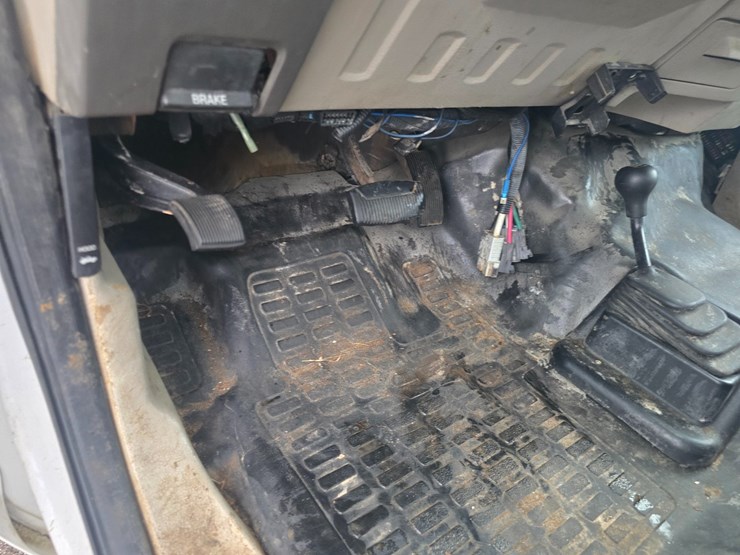 2008-ford-f550-image-39