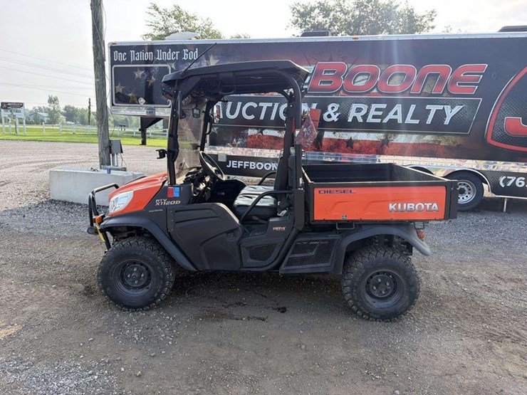 2017-kubota-rtv-x1120d-image-2