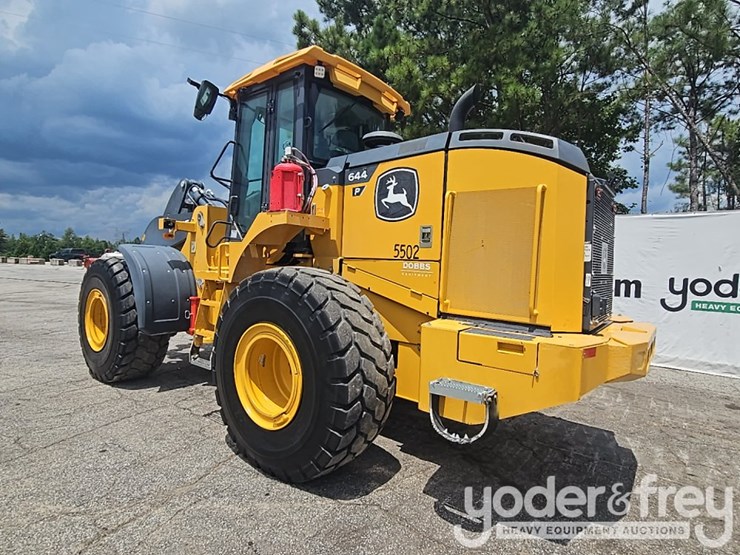 2023-deere-644p-image-3