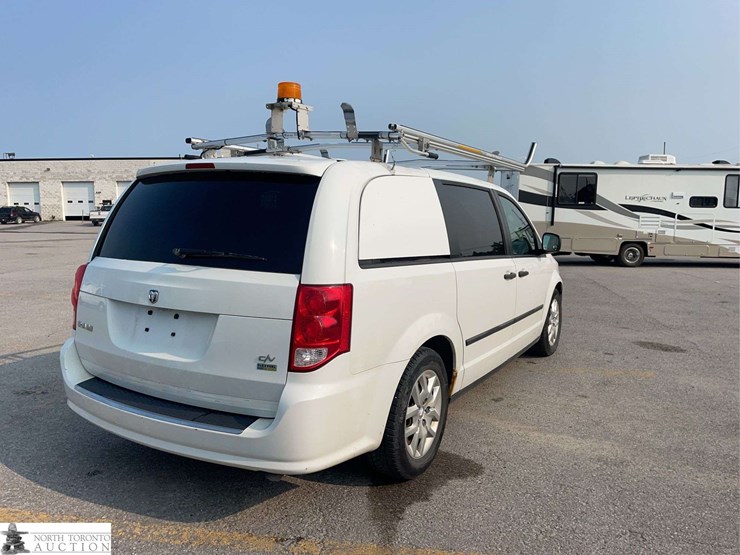 2015-ram-c/v-image-5