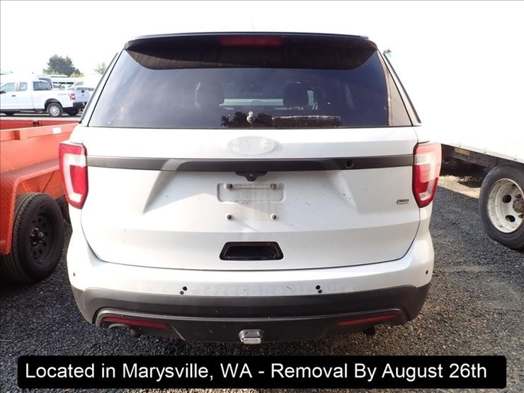 2017-ford-explorer-image-13