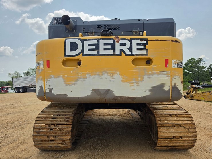 2018-deere-470g-lc-image-11