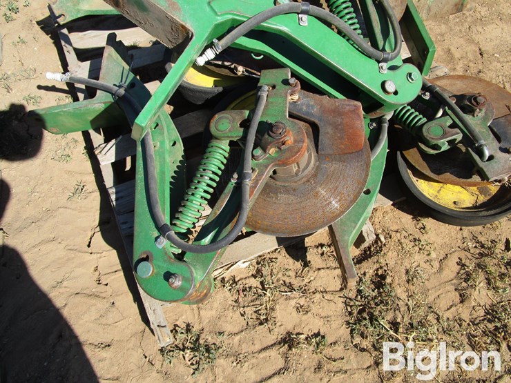 john-deere-14-image-13