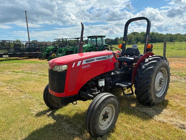massey-ferguson-2625-image-4