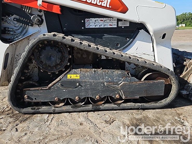 2024-bobcat-t64-image-8