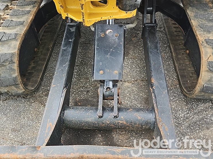 2023-caterpillar-306-cr-image-15