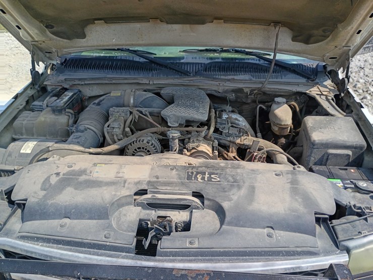 2006-chevrolet-silverado-3500-image-18