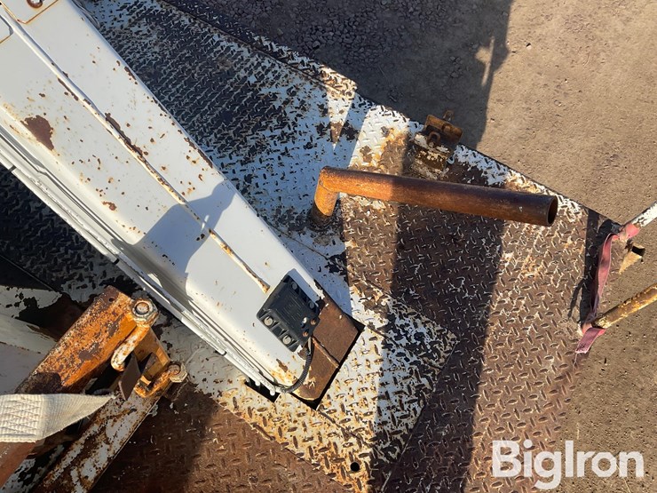 2010-altec-dm45tr-image-18