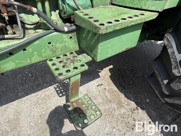 john-deere-4430-image-13