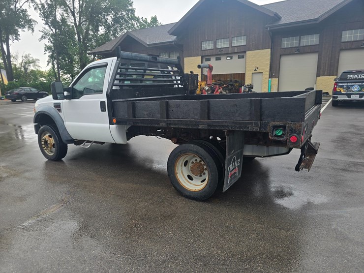 2008-ford-f550-image-8