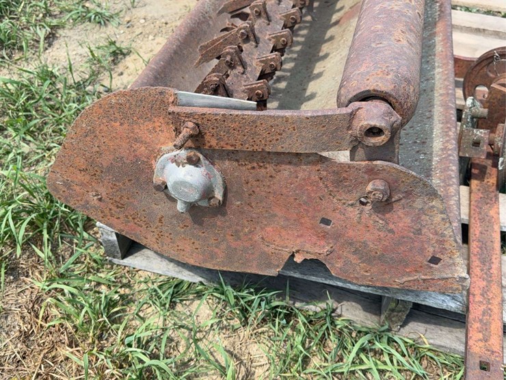 farmall-cub-flail-mower-image-10