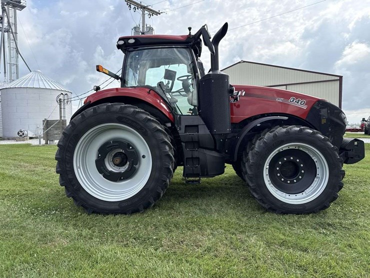 2024-case-ih-340-image-6