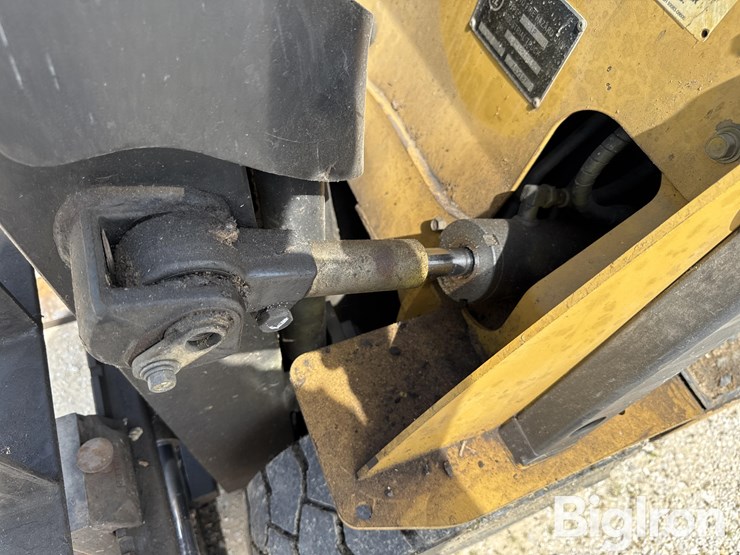 caterpillar-p3000-image-15