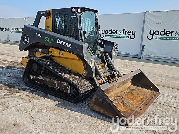 2021-deere-331g-image-7