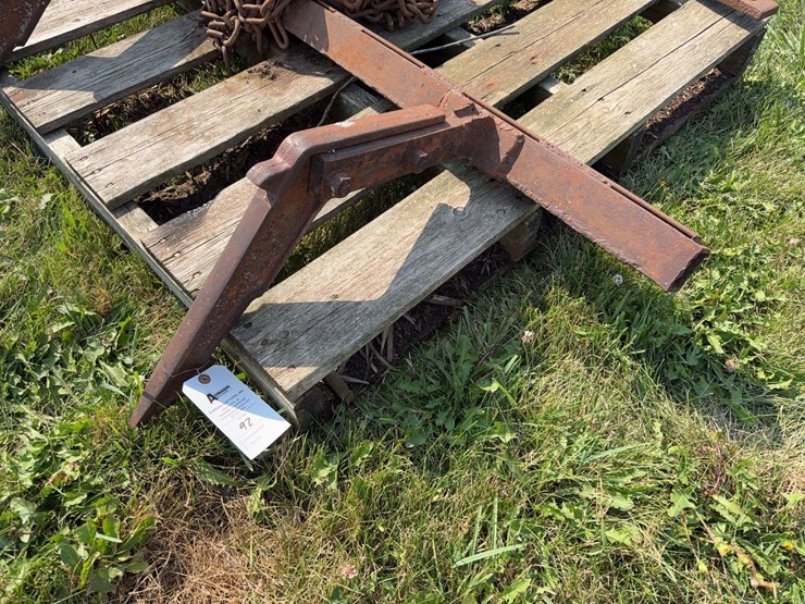fast-hitch-toolbar,-plow-beam,-and-tire-chain-image-2