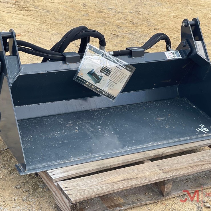 2025 WOLVERINE 48' MINI SKID STEER SMOOTH COMBINATION BUCKET, 4 CU FT CAPACITY,