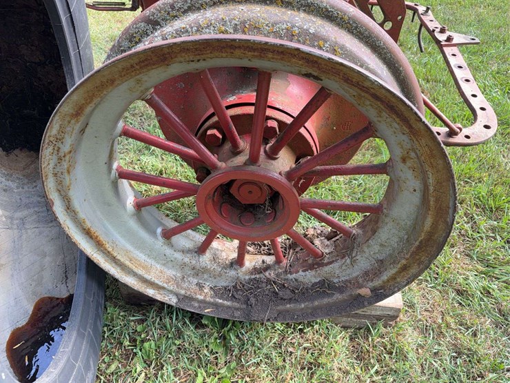 farmall-f-30-image-41