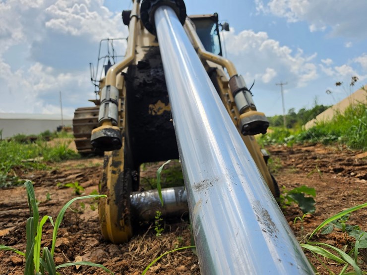 2023-caterpillar-374-image-102