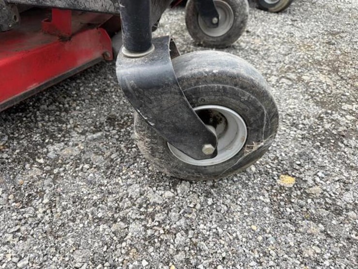 gravely-48-inch-zero-turn-image-8