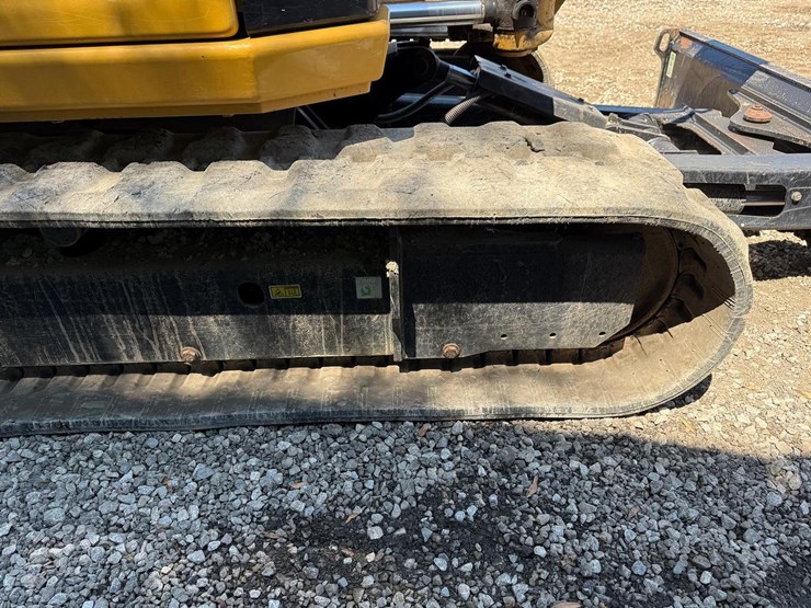 2022-caterpillar-305cr-image-13