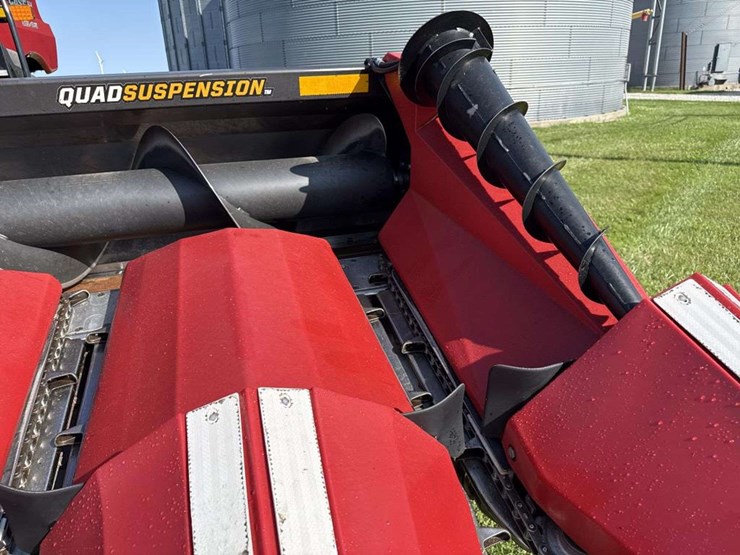 drago-gt-folding-corn-head-image-5