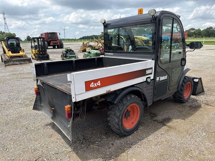 2006-bobcat-5600-tool-cat-image-3