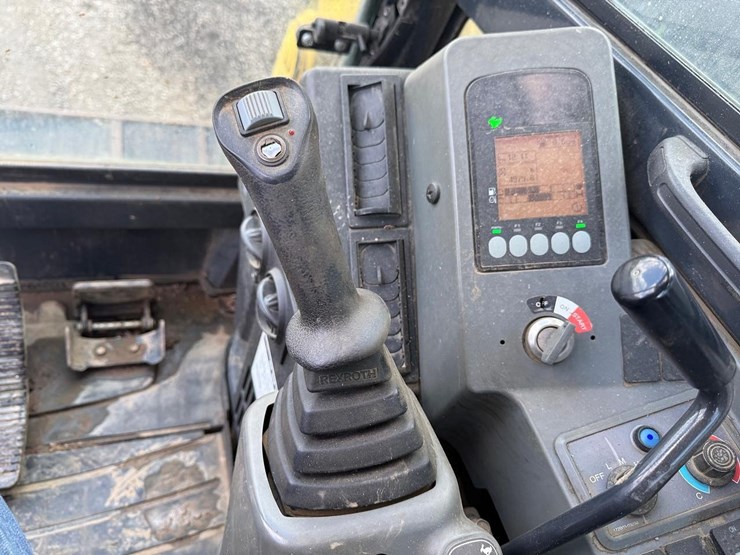 2018-yanmar-sv100-2a-image-19