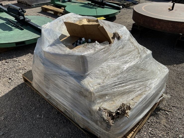 pallet-of-misc-image-3