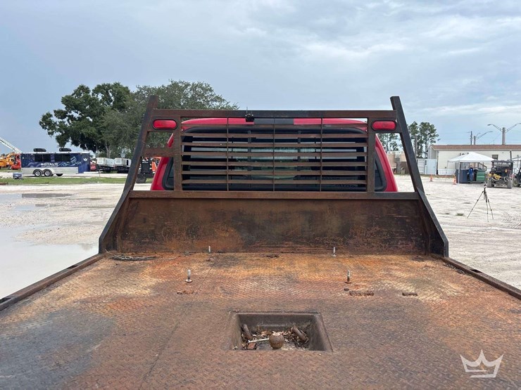 2006-ford-f550-image-29