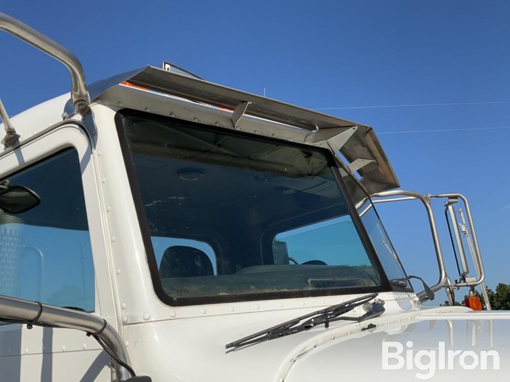 2005-peterbilt-378-image-17