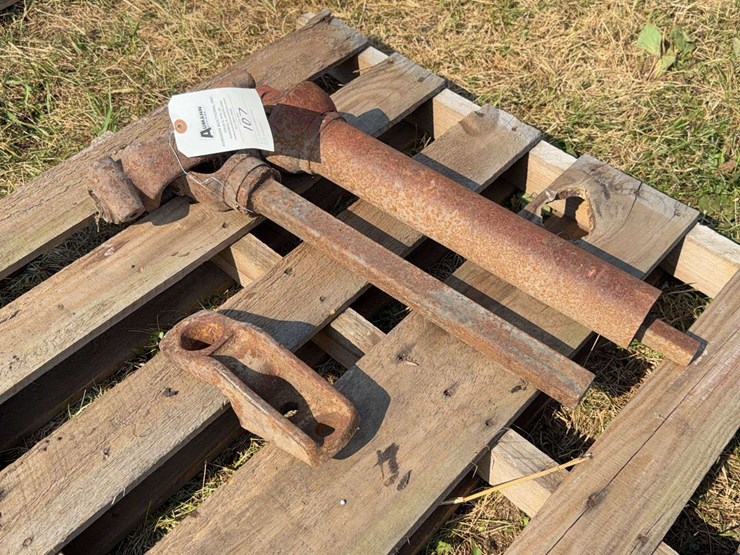 540-pto-shaft-parts-and-hammer-strap-image-1