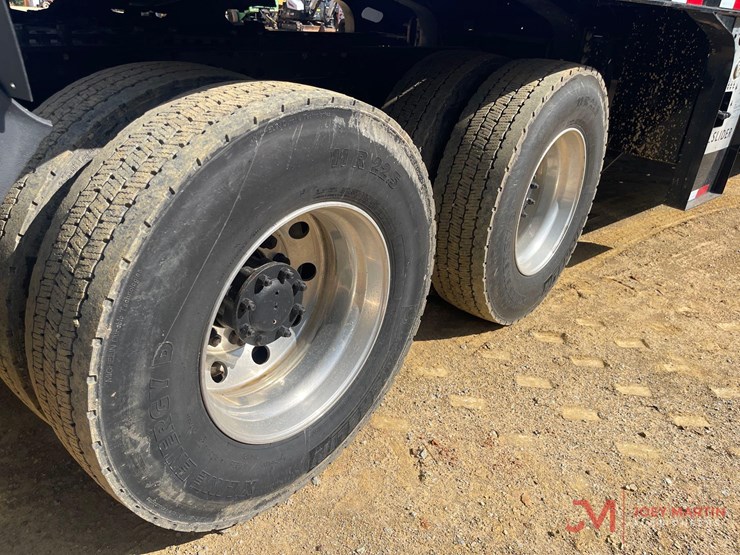 2003-kenworth-t802-day-cab-truck-tractor-image-11