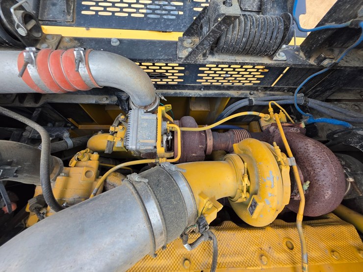 2018-deere-470g-lc-image-24