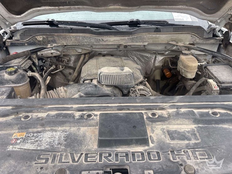 2018-chevrolet-silverado-3500hd-image-8