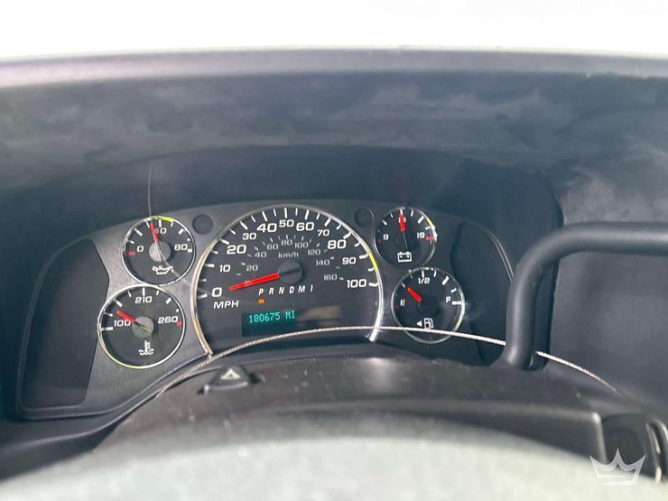 2014-chevrolet-express-2500-image-15