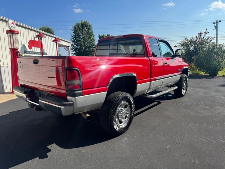 2001-dodge-ram-2500-image-3
