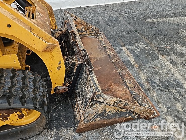 2023-caterpillar-289d3-image-9