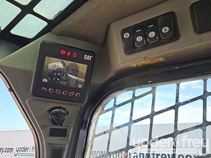 2019-caterpillar-299d2-image-29