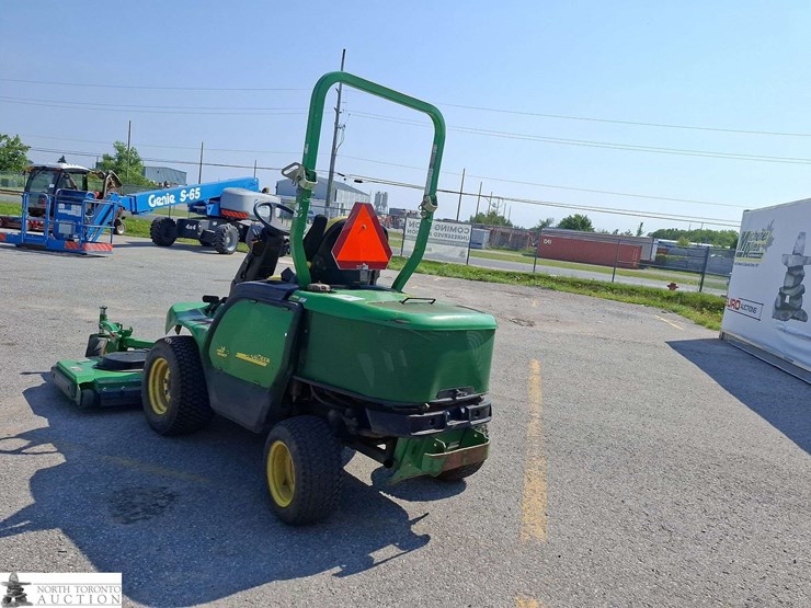 2010-john-deere-1445-image-6